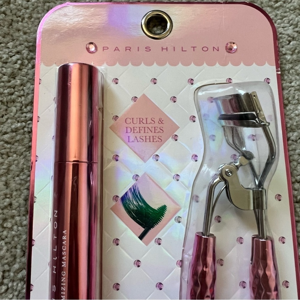 NWT Paris Hilton Makeup and Tools Accesories Set Mascara and Eyelash Curler - Picture 3 of 5
